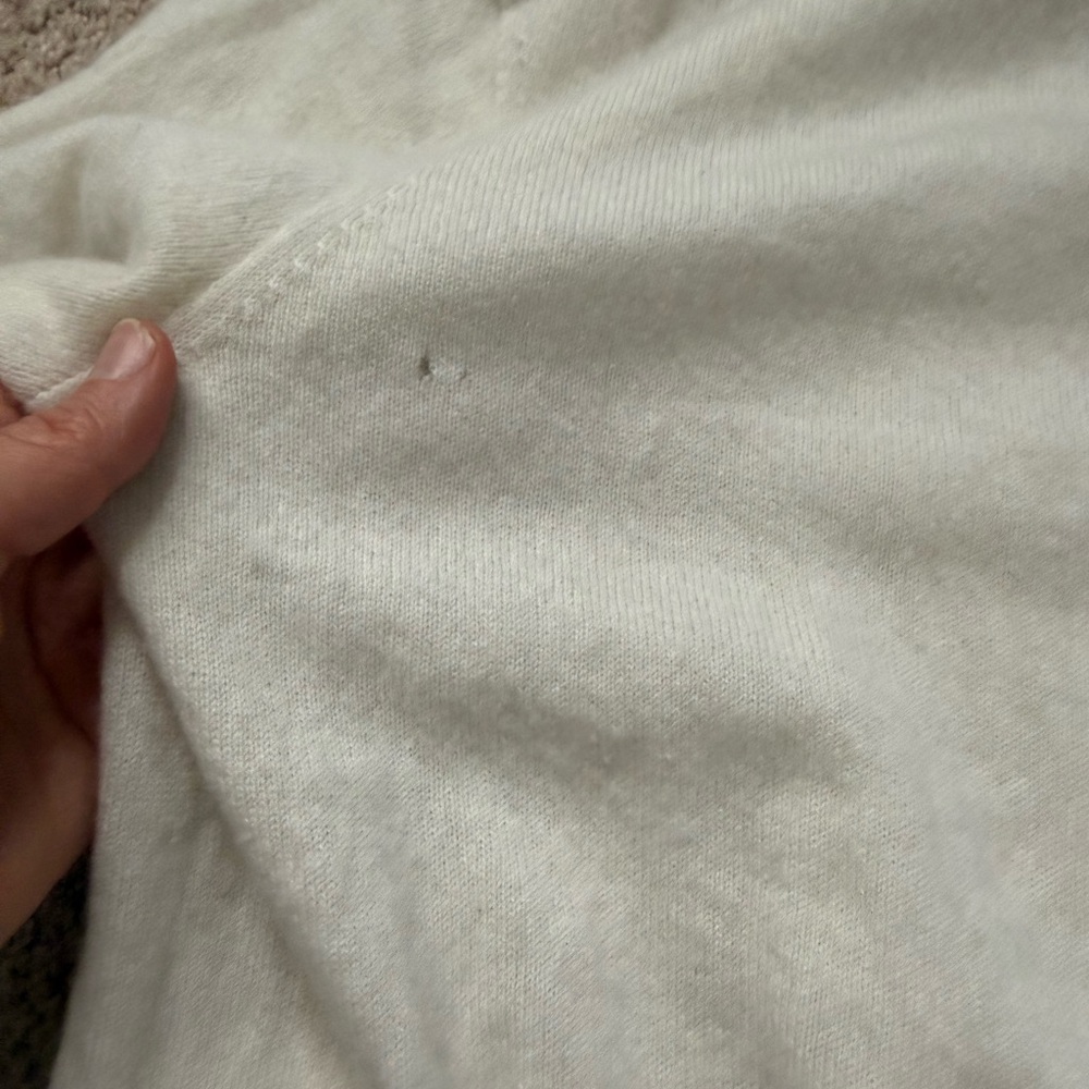 Lilysilk Cream 100% Cashmere Sweater - Picture 7 of 8